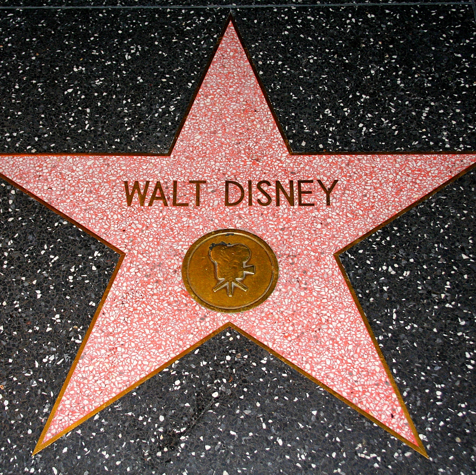 5-interesting-facts-about-walt-disney-the-smoke-detector